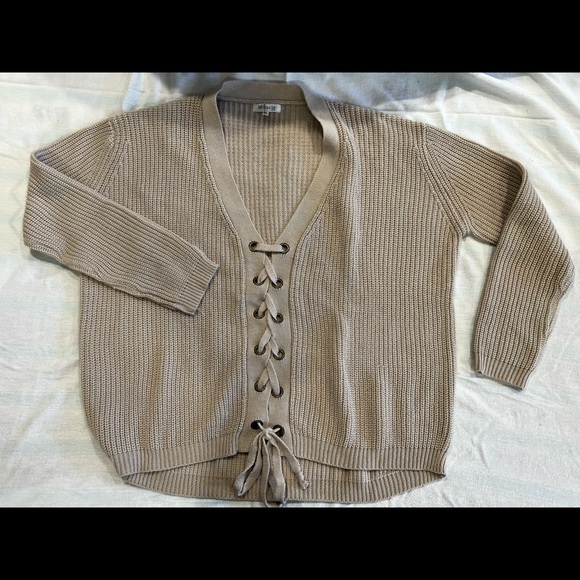 MIRACLE made in USA 🇺🇸 Cozy Sweater cardigan with unique lace closure - Picture 2 of 5